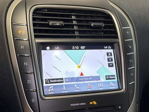 Used 2019 Lincoln Nautilus Reserve AWD/4WD image 27