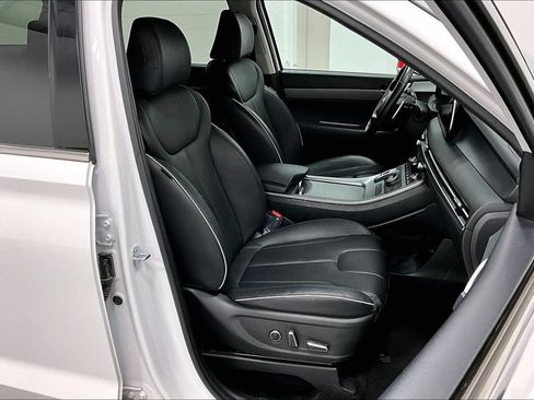 Used 2025 Hyundai Palisade SEL FWD image 9