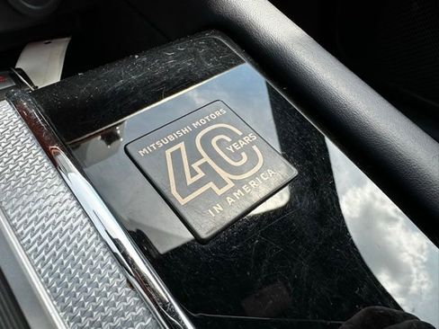 Used 2023 Mitsubishi Outlander SEL 40th Anniversary AWD/4WD image 32