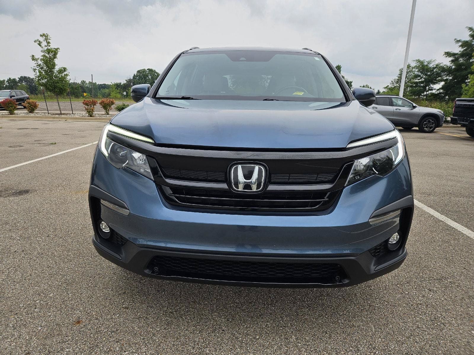 Used 2021 Honda Pilot Special Edition image 2