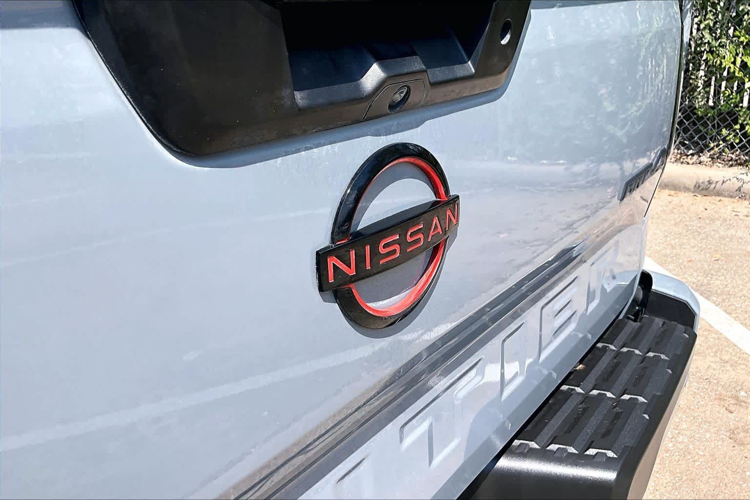 Certified 2023 Nissan Frontier PRO-4X w/ Pro Convenience Package AWD/4WD image 30