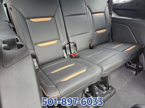 Used 2024 GMC Yukon AT4 AWD/4WD image 14
