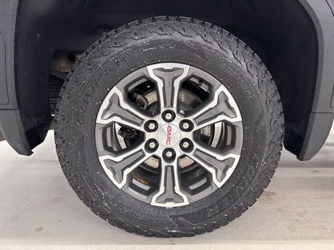 Used 2023 GMC Sierra 1500 SLT w/ SLT Convenience Package AWD/4WD image 7