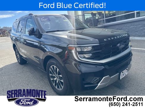 Used 2025 Ford Expedition Platinum AWD/4WD image 3