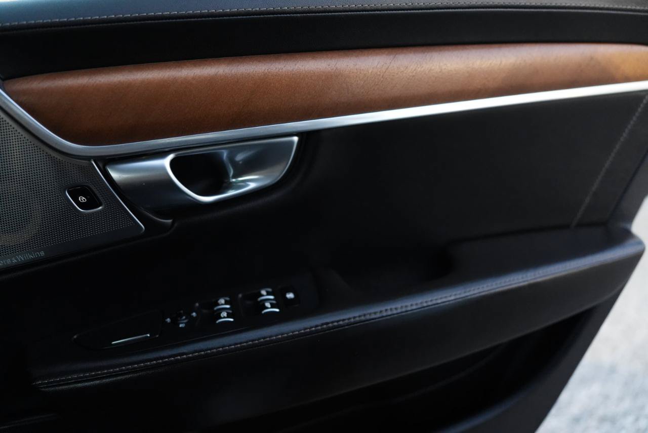 Used 2018 Volvo S90 T6 Inscription AWD/4WD image 32