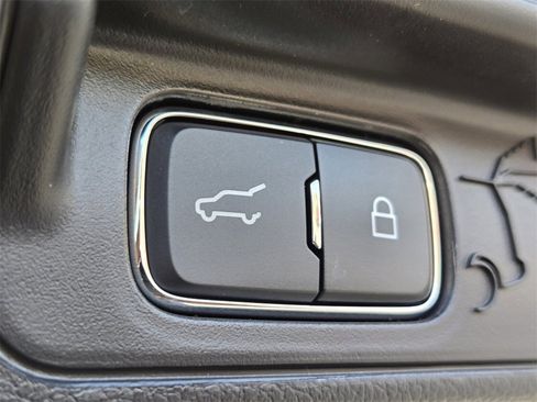 New 2026 Ford Explorer Active image 10