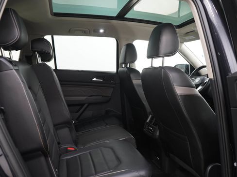 Used 2022 Volkswagen Atlas SEL AWD/4WD image 14