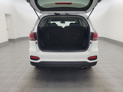Used 2020 Kia Sorento S FWD image 29
