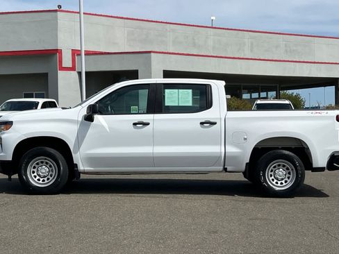 Used 2024 Chevrolet Silverado 1500 W/T w/ Trailering Package AWD/4WD image 9
