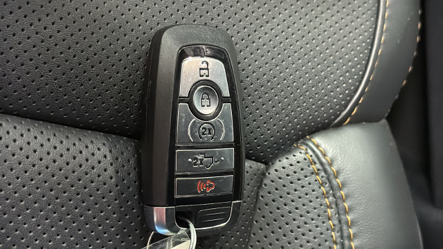 Used 2024 Ford F350 Platinum AWD/4WD image 22
