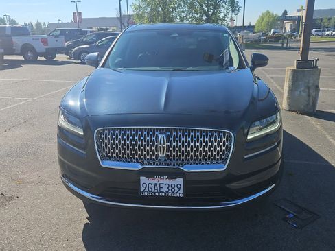 Used 2023 Lincoln Nautilus Reserve w/ Luxury Package image 4