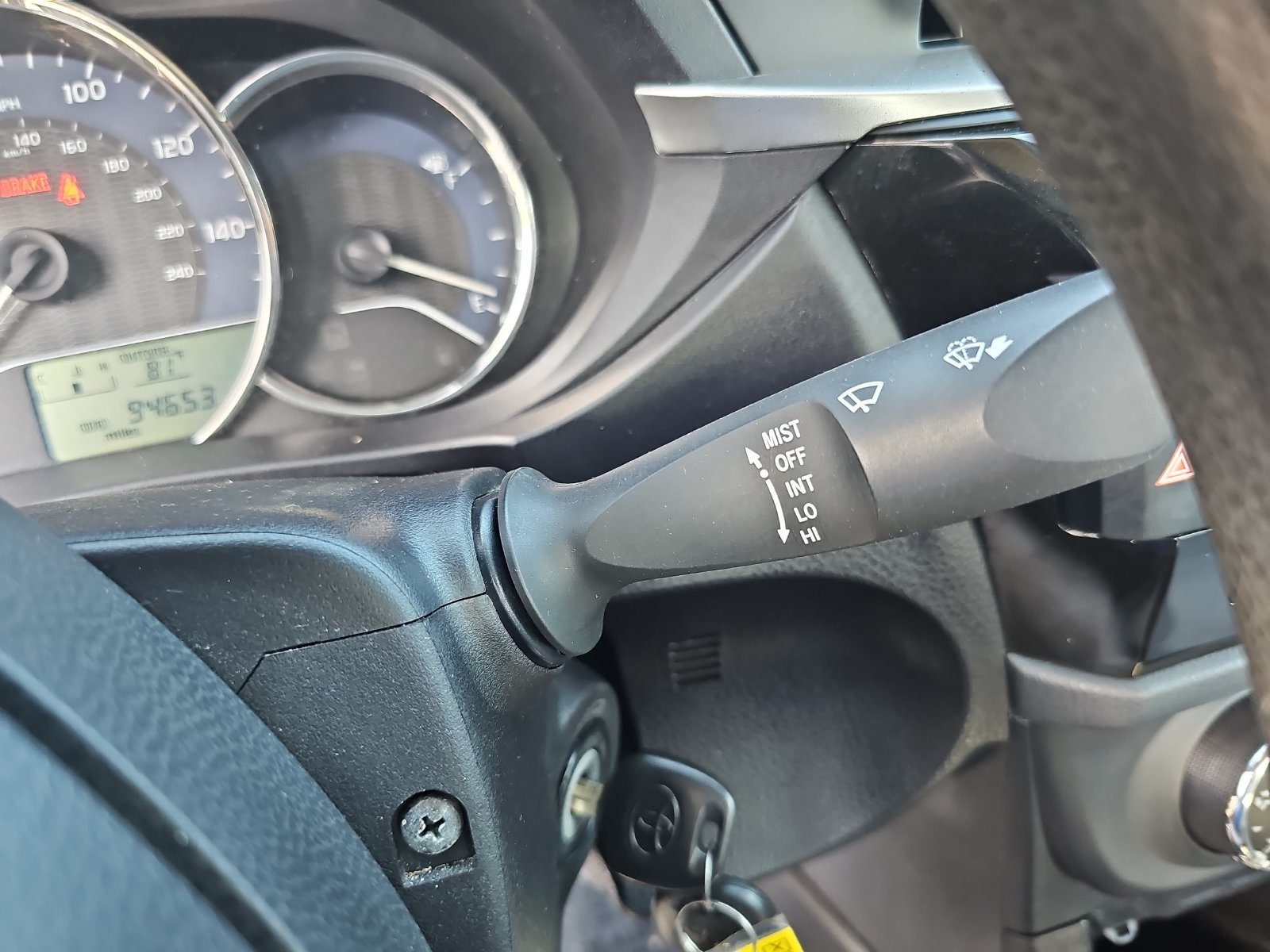 Used 2015 Toyota Corolla L FWD image 18