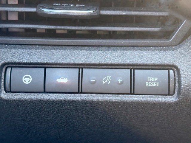 Used 2021 Nissan Altima 2.5 SV w/ SV Premium Package FWD image 30