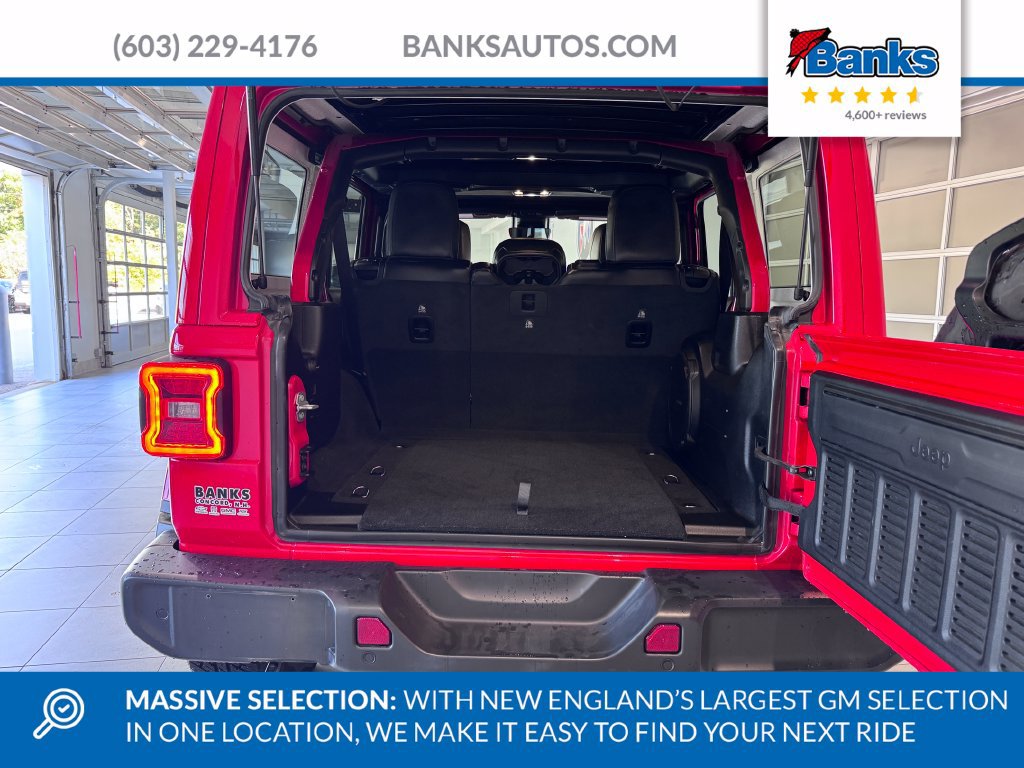 Used 2020 Jeep Wrangler Unlimited Sahara AWD/4WD image 8
