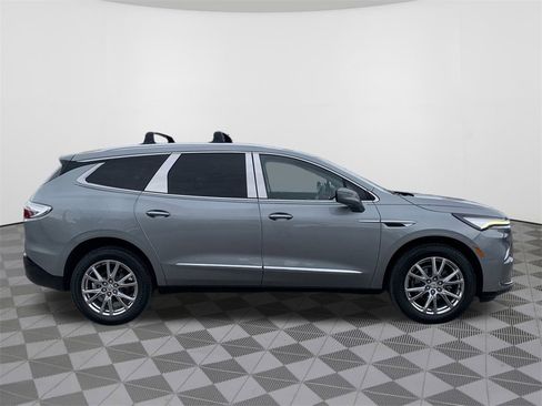 Used 2023 Buick Enclave Premium w/ Experience Buick Package image 5
