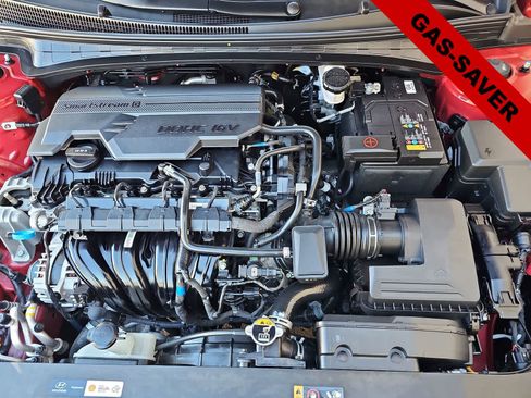 Certified 2025 Hyundai Elantra Sport FWD image 13