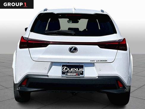 Certified 2025 Lexus UX 300h Premium w/ Cold Area Package image 4