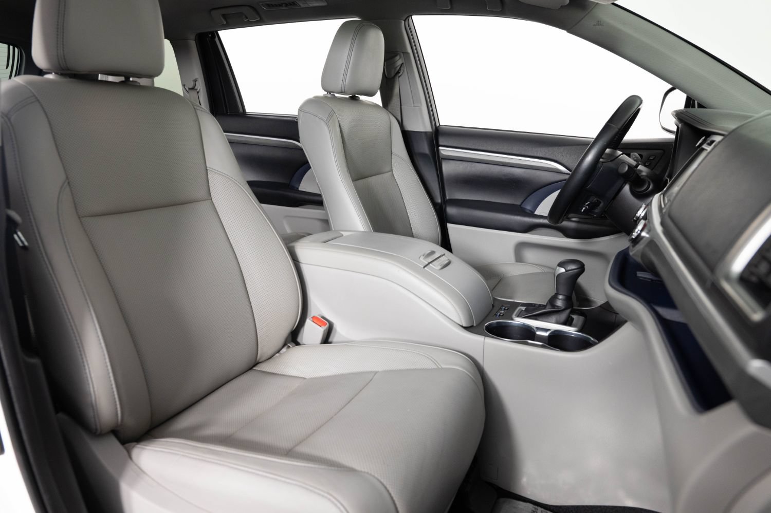 Used 2019 Toyota Highlander Limited Platinum AWD/4WD image 32