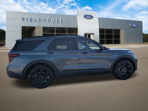 Used 2024 Ford Explorer ST-Line w/ Class IV Trailer Tow Package AWD/4WD image 10