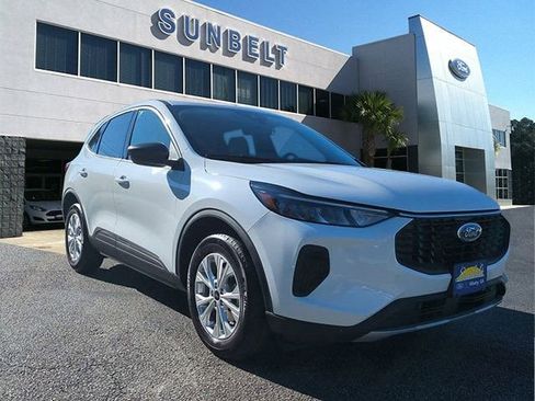 New 2026 Ford Escape Active image 1