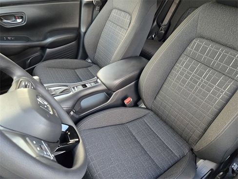 New 2026 Honda HR-V LX image 19