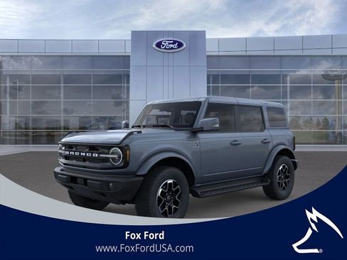 New 2025 Ford Bronco Outer Banks image 1