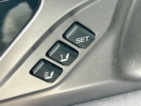 Used 2025 Subaru Legacy Limited AWD/4WD image 10