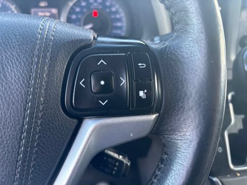 Used 2017 Toyota Sienna XLE FWD image 14