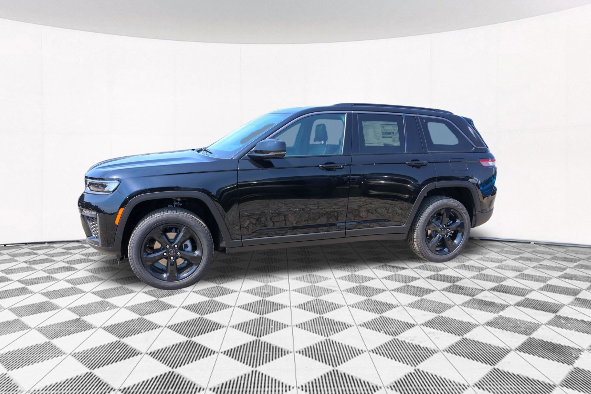 New 2027 Jeep Grand Cherokee Limited AWD/4WD image 9
