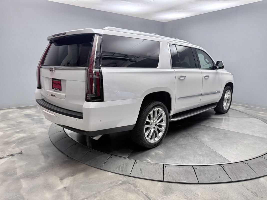 Used 2018 Cadillac Escalade ESV Luxury AWD/4WD image 5