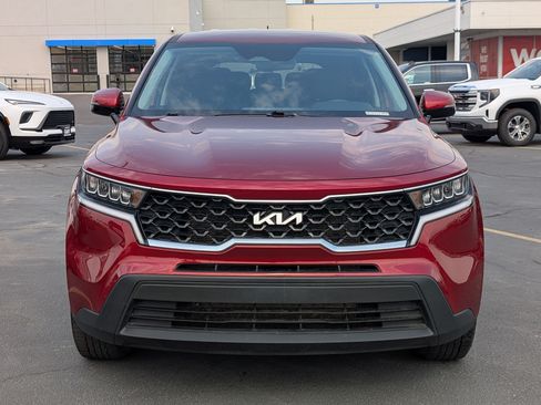 Used 2022 Kia Sorento LX AWD/4WD image 9