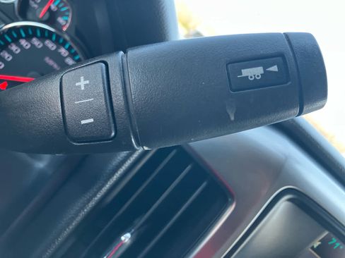 Used 2015 Chevrolet Silverado 1500 LT w/ LT Convenience Package image 21