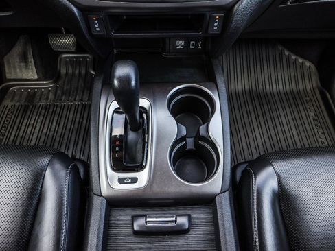 Used 2019 Honda Ridgeline RTL-T image 32