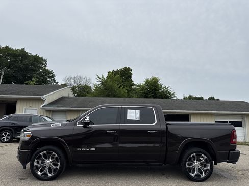 Used 2019 RAM 1500 Laramie Longhorn AWD/4WD image 11