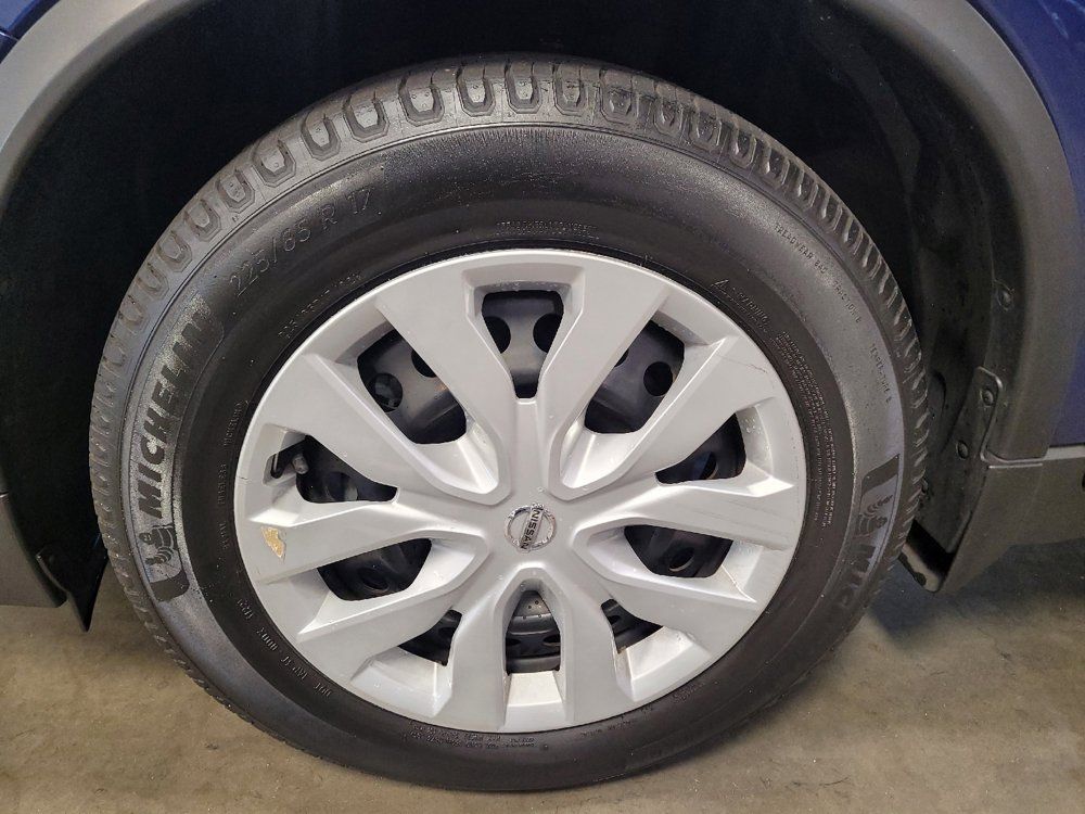 Used 2020 Nissan Rogue S FWD image 31