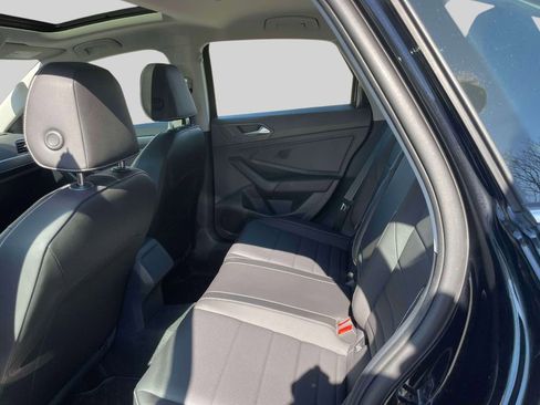 Used 2023 Volkswagen Jetta SE w/ Panoramic Sunroof Package FWD image 12