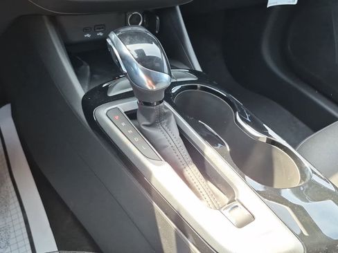 New 2026 Buick Envista Sport Touring image 12