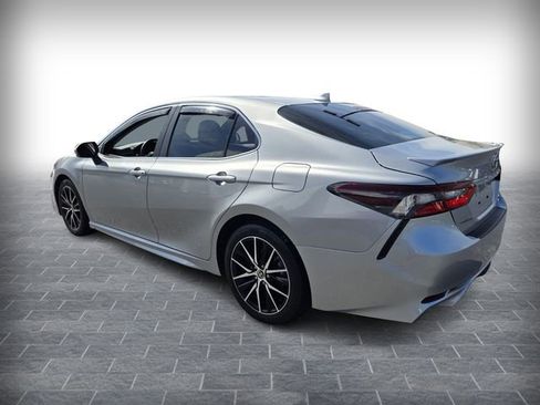 Used 2024 Toyota Camry SE w/ Cold Weather Package AWD/4WD image 6