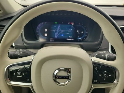 Used 2025 Volvo XC90 B6 Ultra w/ Protection Package image 24