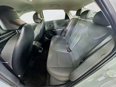 Used 2025 Kia K4 LXS image 26