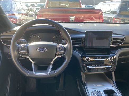 Used 2023 Ford Explorer ST-Line w/ Class IV Trailer Tow Package image 11