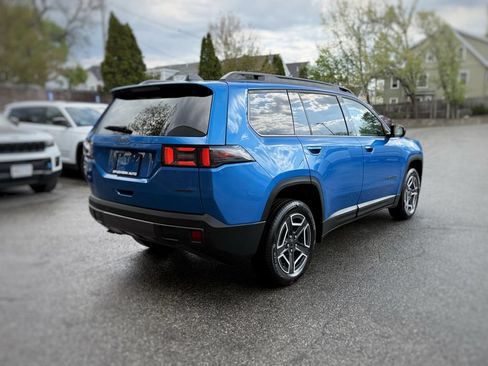 New 2026 Jeep Cherokee Laredo AWD/4WD image 8