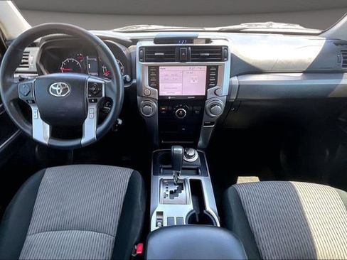 Used 2020 Toyota 4Runner SR5 AWD/4WD image 13