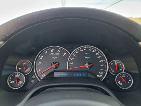 Used 2005 Chevrolet Corvette Coupe w/ Preferred Equipment Group image 13