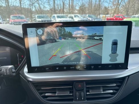 New 2026 Ford Escape SE image 17