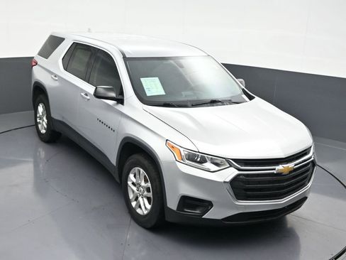Used 2020 Chevrolet Traverse LS image 23