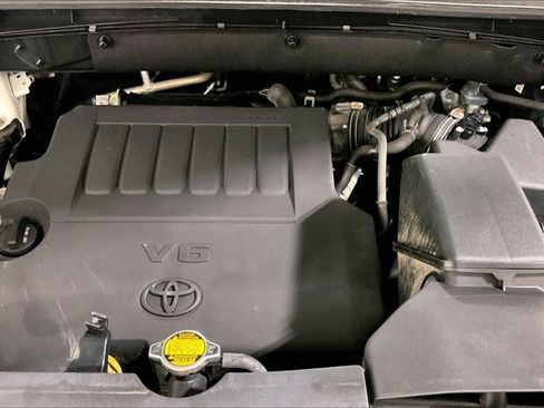 Used 2015 Toyota Highlander Limited image 10