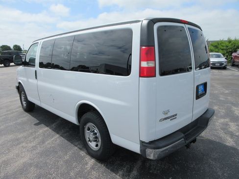Certified 2016 Chevrolet Express 3500 LT w/ LT Preferred Equipment Group RWD image 3