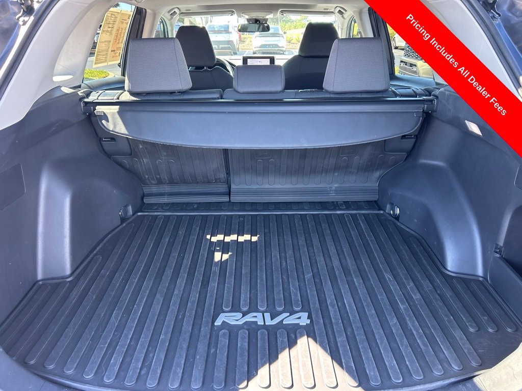 Used 2023 Toyota RAV4 XLE w/ Convenience Package FWD image 14