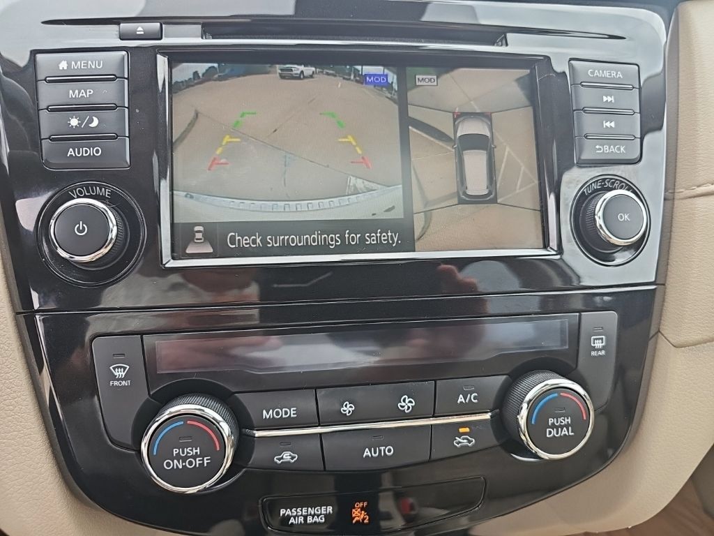 Used 2020 Nissan Rogue SV w/ Sun & Sound Touring Package AWD/4WD image 41